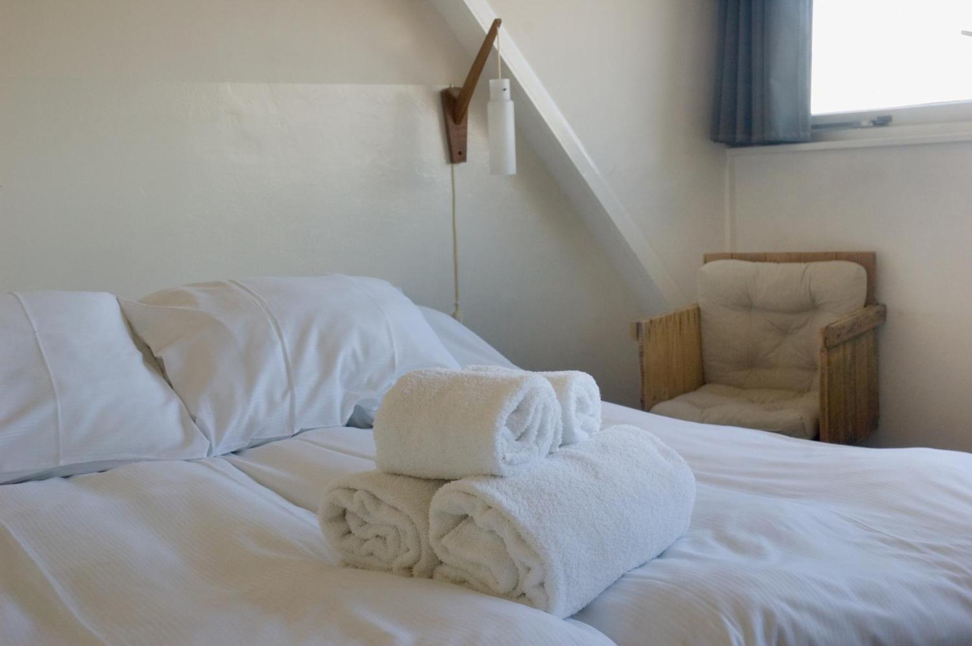 Strandhotel Terschelling B&B Formerum Экстерьер фото