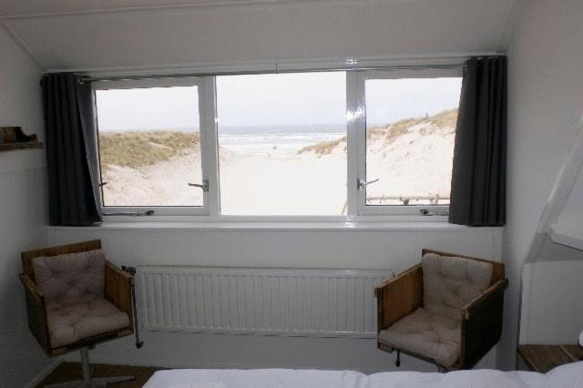 Strandhotel Terschelling B&B Formerum Экстерьер фото